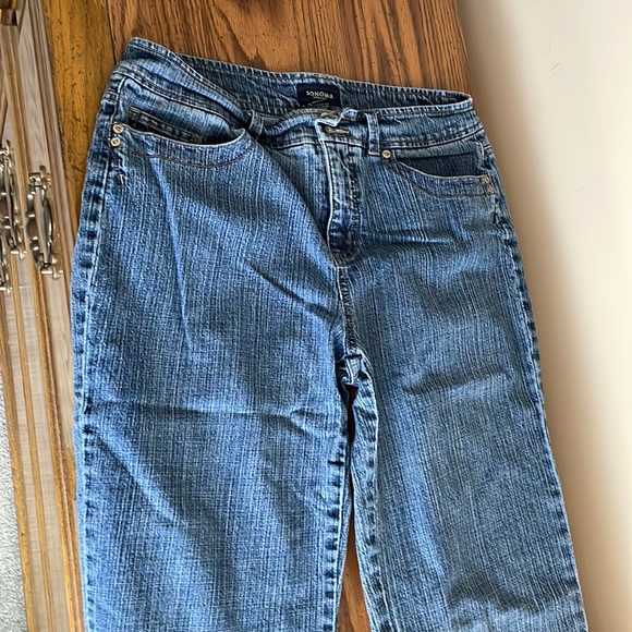 Sonoma life and style capri jeans. Worn s couple times.  Like new - Picture 1 of 6